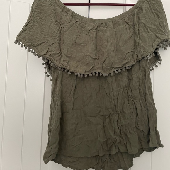 Green Off the Shoulder Top - Picture 3 of 3